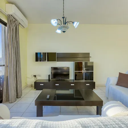Apartament 3br Apt With Breathtaking Views Of Valletta By 360 Estates