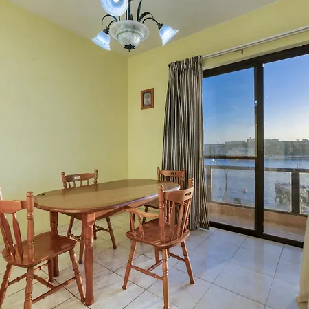 Apartament 3br Apt With Breathtaking Views Of Valletta By 360 Estates *