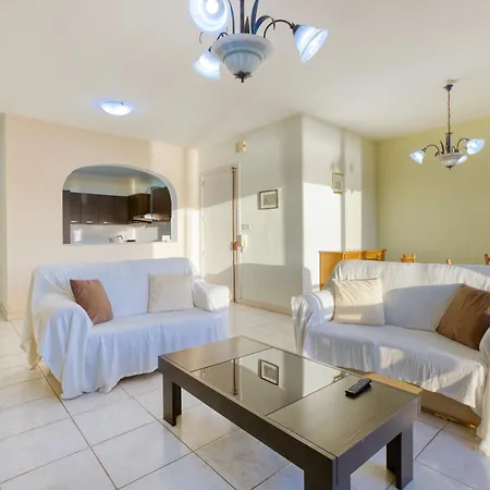 3br Apt With Breathtaking Views Of Valletta By 360 Estates Apartament